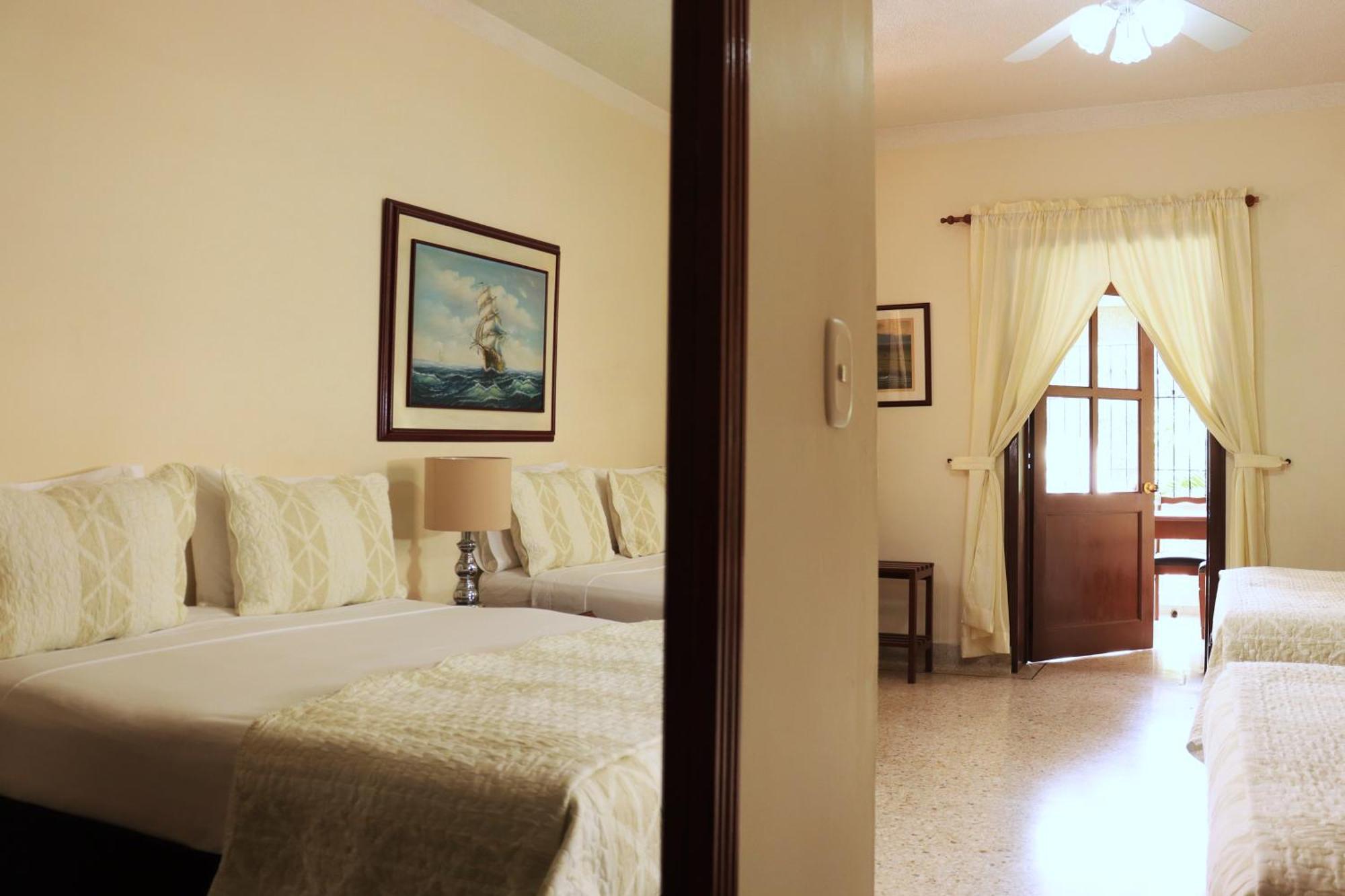 Hotel Stein Colonial Cali Bagian luar foto